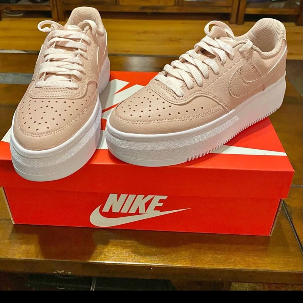 Court Vision Alta Platform Sneaker